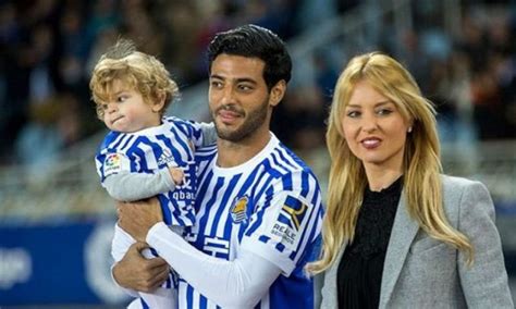 carlos vela girlfriend  Vela was out of contract at the end of June